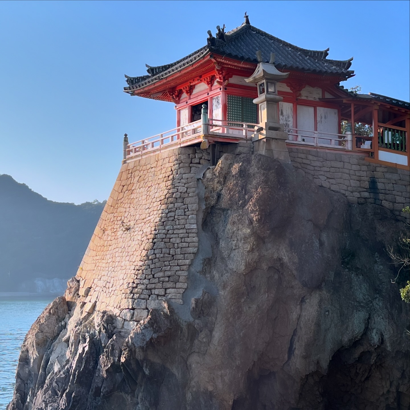 阿伏兎観音（広島県福山市）